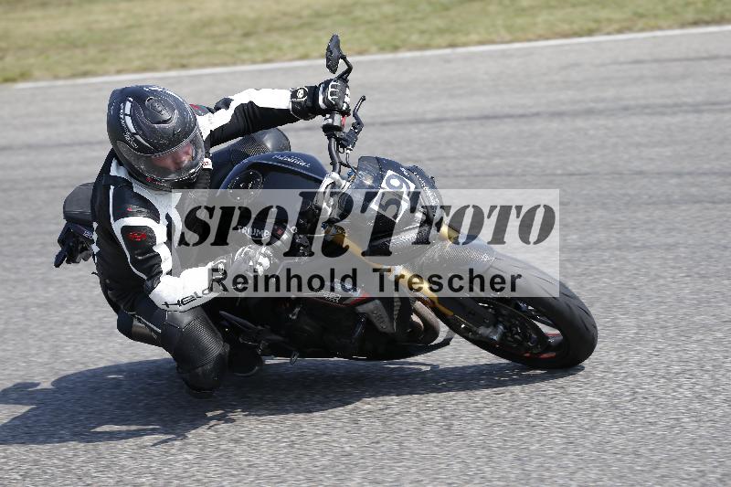 /Archiv-2025/49 26.08.2025 Cornu Master School ADR/blau-bleu/59